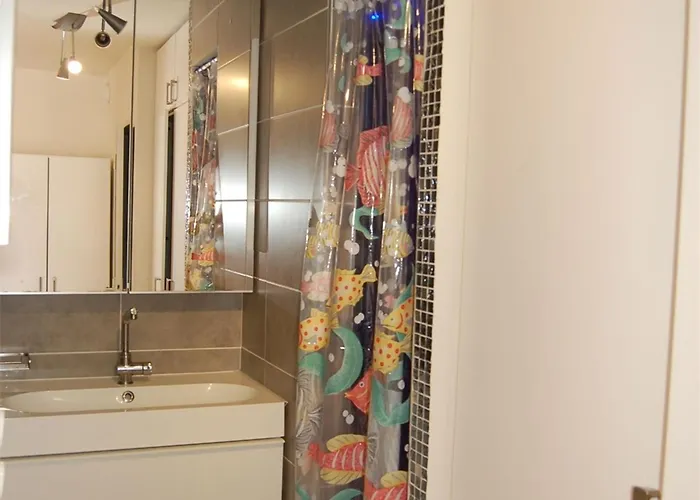 1 Ch Avec Terrasse Et Clim - Cap D'agde - Fr-1-867-1 Villa