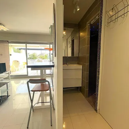 1 Ch Avec Terrasse Et Clim - Cap D'agde - Fr-1-867-1 *