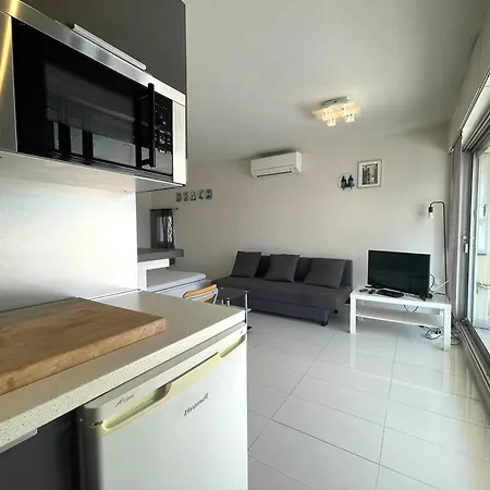 1 Ch Avec Terrasse Et Clim - Cap D'agde - Fr-1-867-1 Agde
