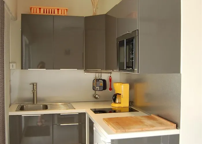 1 Ch Avec Terrasse Et Clim - Cap D'agde - Fr-1-867-1 *